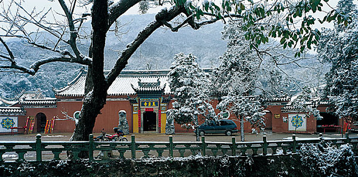 湖北当阳玉泉寺雪景