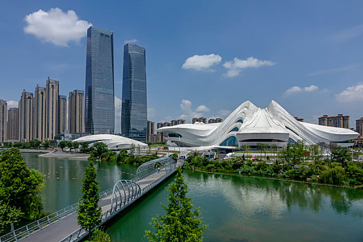 梅溪湖国际艺术中心图片_梅溪湖国际艺术中心图片大全