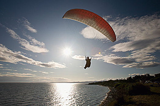 一个,男人,滑伞运动,悬崖,达拉斯,道路,维多利亚,温哥华岛,不列颠哥伦比亚省,加拿大