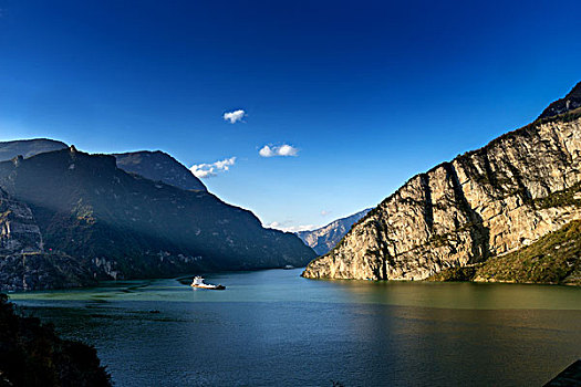 长江三峡西陵峡牛肝马肺峡