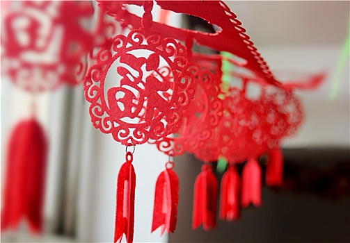 春节装饰的串串福