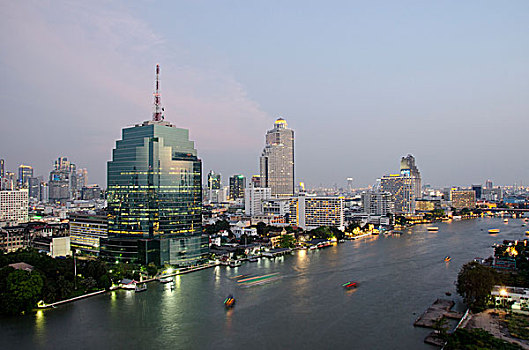 泰国,曼谷,市区,晚间,天际线,湄南河,水岸,灯光,船