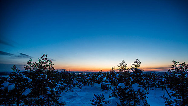芬兰夜景