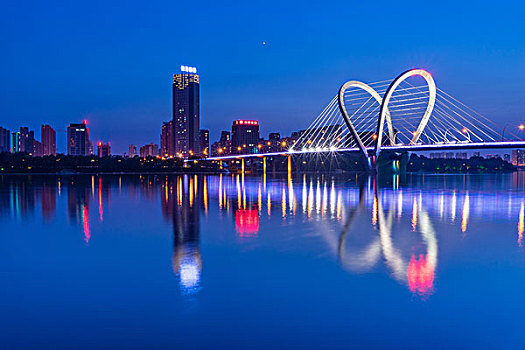 沈阳浑河夜景