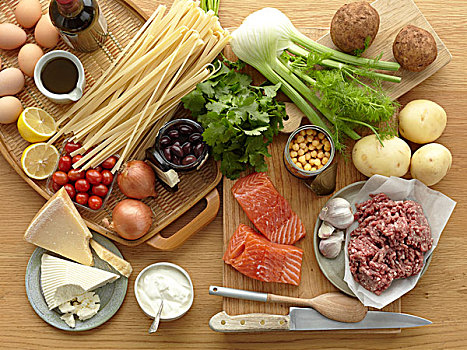 选择,新鲜,生食,食物,意大利面,药草,奶酪,蔬菜,三文鱼,猪肉馅
