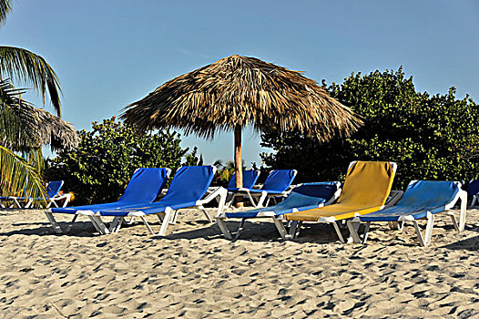酒店,海滩,太阳椅,伞,特立尼达,古巴,大安的列斯群岛,加勒比海,中美洲,北美