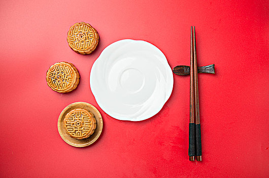 月饼,空白盘子,筷子