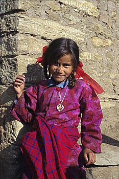 尼泊尔,肖像,孩子,乡村,女孩,彩色,衣服,站立,石头,建筑