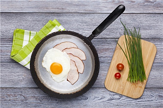 煎鸡蛋,火腿,早餐