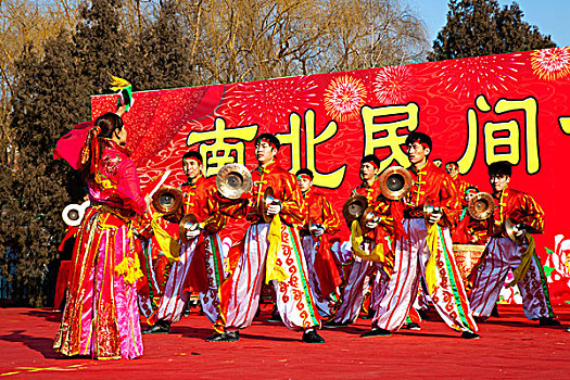 北京春节地坛锣鼓表演