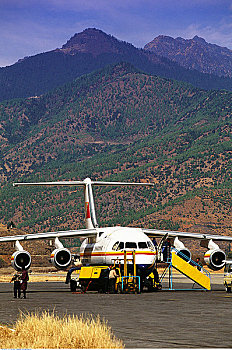 人,乘坐,飞机,机场,不丹