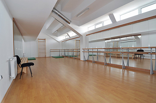 小女孩们跳芭蕾小女孩们跳芭蕾小女孩们跳芭蕾安徽合肥舞蹈演员练习