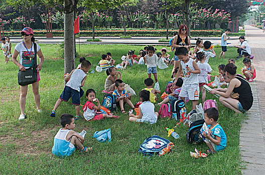 幼儿园夏令营活动