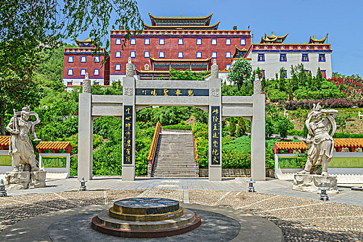 河北石家庄鹿泉灵岩寺建筑景观,小布达拉宫