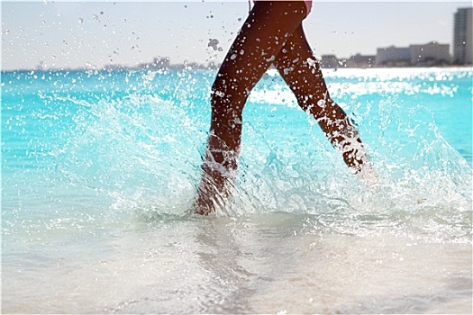 女人,腿,走,溅,海滩,水