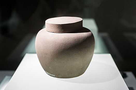 南京博物院明晚期紫砂盖壶