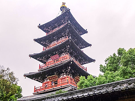 江苏省苏州寒山寺－雨中普明宝塔