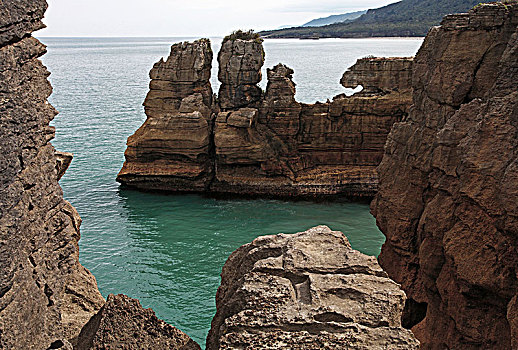 新西兰薄饼岩pancakerocks,新西兰千层饼岩石公园