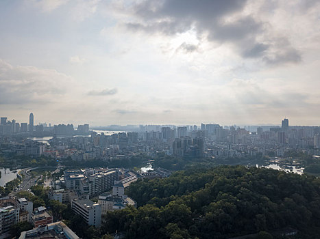 航拍远眺惠州市区飞鹅岭及城市建筑风光