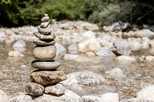 平衡性,石头,山,河