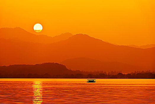 杭州西湖落日黄昏