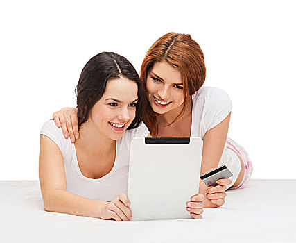 网上购物,科技,概念,两个,微笑,少女,平板电脑,电脑,信用卡