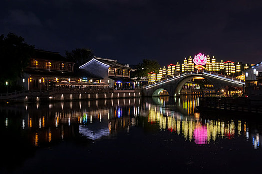 苏州市工业园区斜塘老街夜景