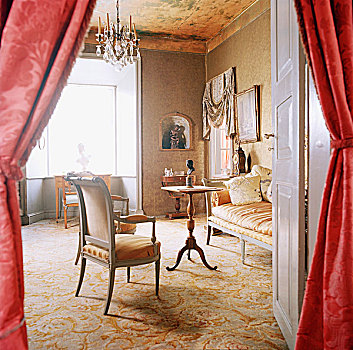 敞门,帘,优雅,室内,地毯,老式,座椅,吊灯