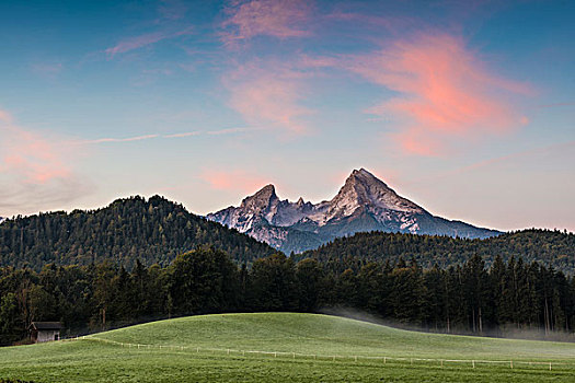 瓦茨曼山,日出,贝希特斯加登地区,上巴伐利亚,巴伐利亚,德国,欧洲