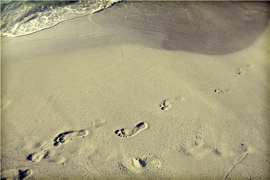 脚步,沙子