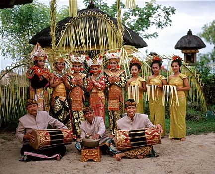 印度尼西亚,巴厘岛,舞者,音乐人,传统服装