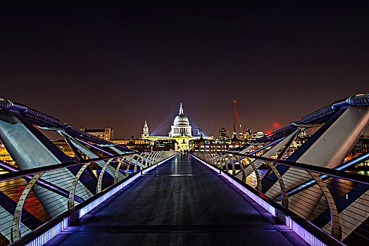 光亮,千禧桥,圣保罗大教堂,夜景,伦敦,英格兰,英国,欧洲