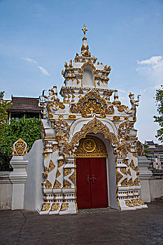 泰国清迈古城契迪龙寺,wat,chedi,luang,偏殿精致的佛门