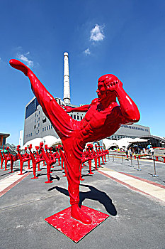 2010年上海世博会-李小龙雕塑