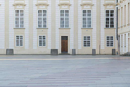 波西米亚风格复古现代建筑物墙面与广场