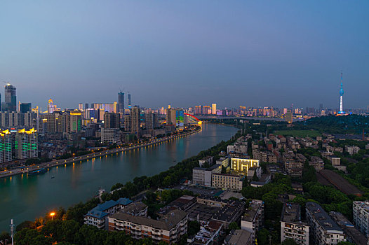 武汉,夏日,城市天际线,夜景,风光