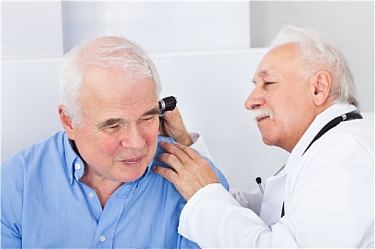 医生,检查,老人,男人,耳,耳镜