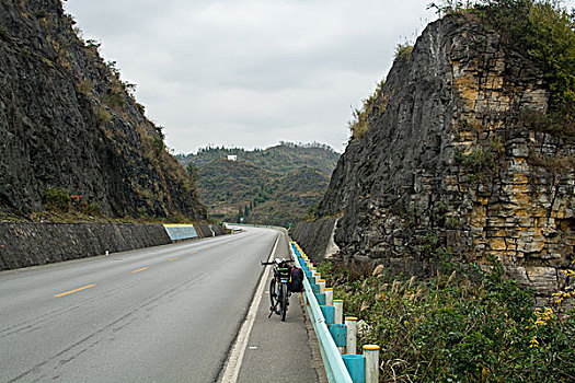 山地公路速度与激情