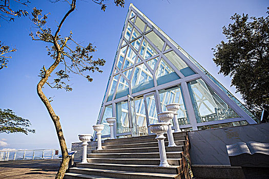 山顶玻璃水晶教堂