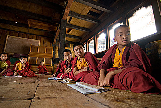 不丹国的性寺庙男人图片