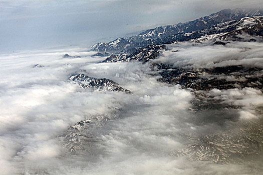 航拍,飞机,天空,机翼,飞行,雪山,新疆,天山,壮观,云海,山峰,河流,山顶