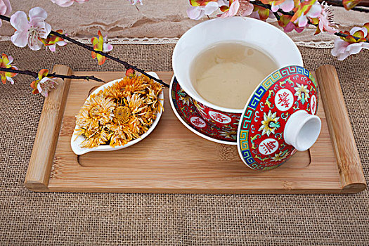 http://www.qunran.cn/html/29d4899922.html