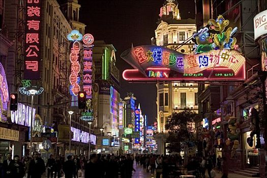 霓虹灯,南京东路,上海,中国