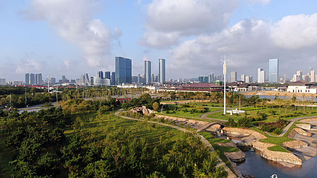 山东省日照市,万平口景区风景如画,城市绿肺让生活更美好