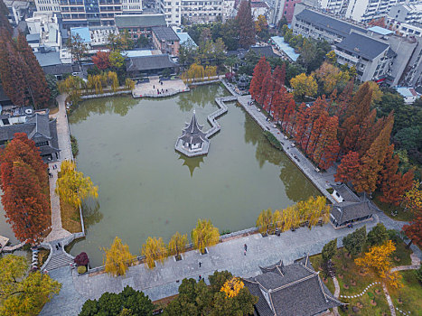 江苏省淮安市清晏园秋天景色