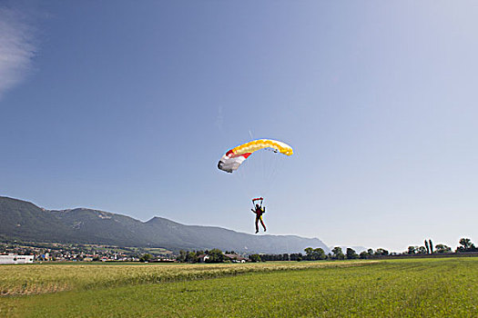 女性,跳伞运动员,跳伞,地点,接近,降落,伯尔尼,瑞士