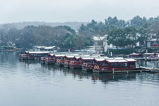 杭州西湖茅家埠雪景