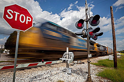 列车,动感效果,右边,左边,铁道口,安全,大门,停车标志,美国