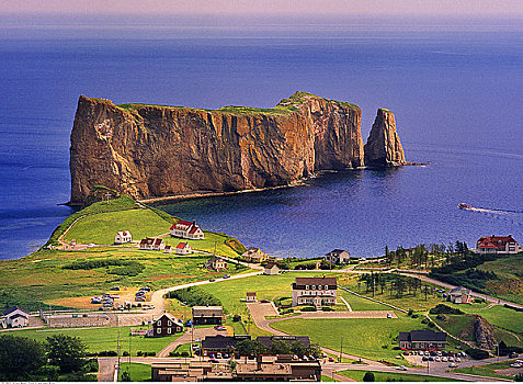 乡村,皮尔斯山岩,加斯佩半岛,魁北克,加拿大