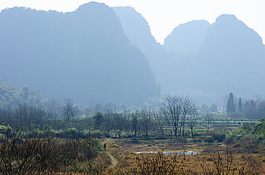 桂林喀斯特山景风光